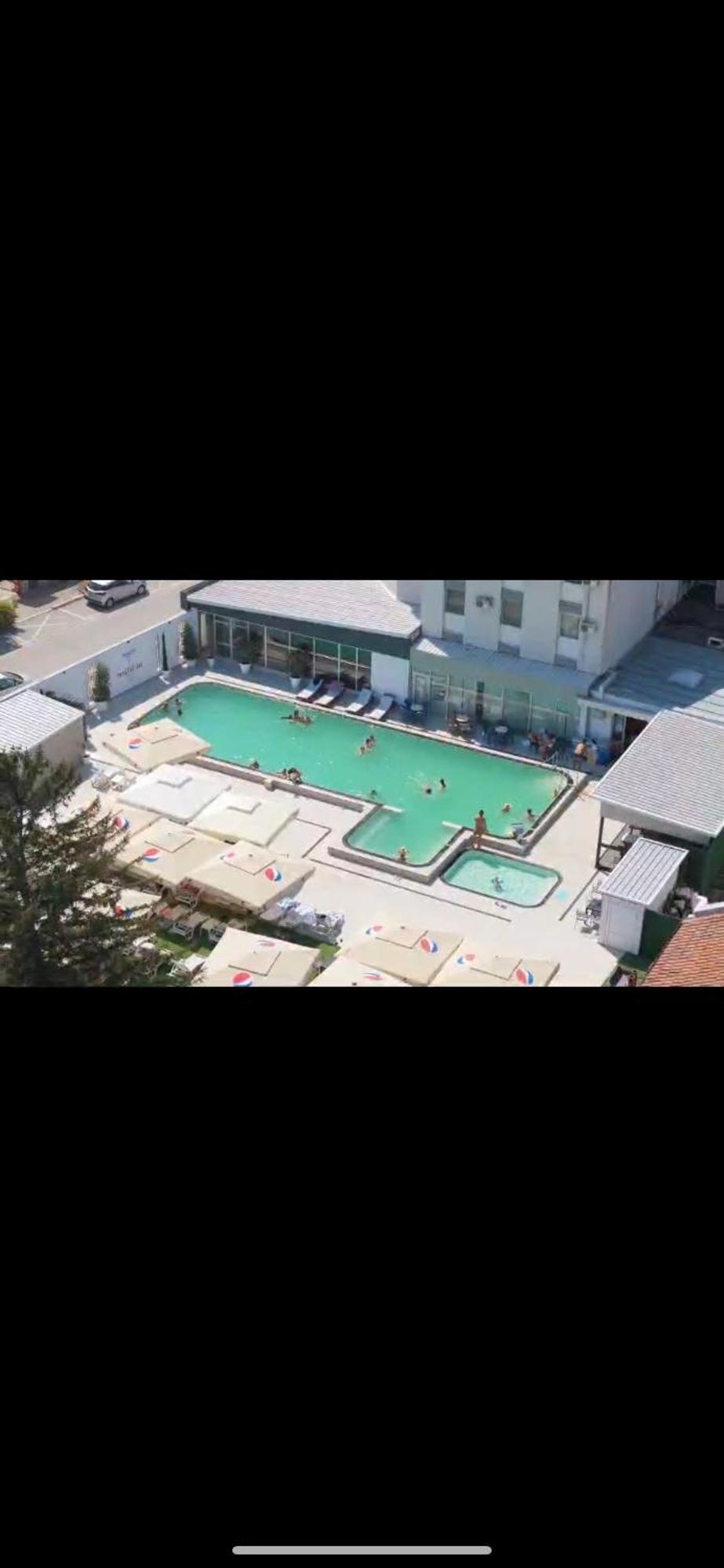 Hotel Tiski Cvet Novi Bečej Extérieur photo