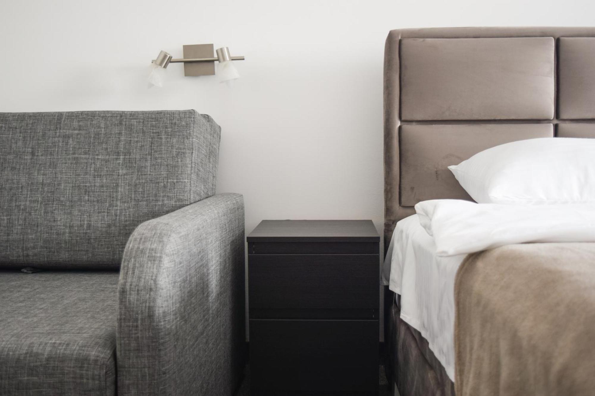 Hotel Tiski Cvet Novi Bečej Extérieur photo